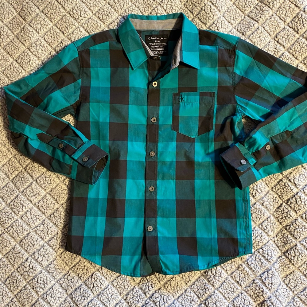 Boy’s Size 8 Calvin Klein Button Down Shirt
